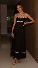 Nereda Maxi Dress - Black